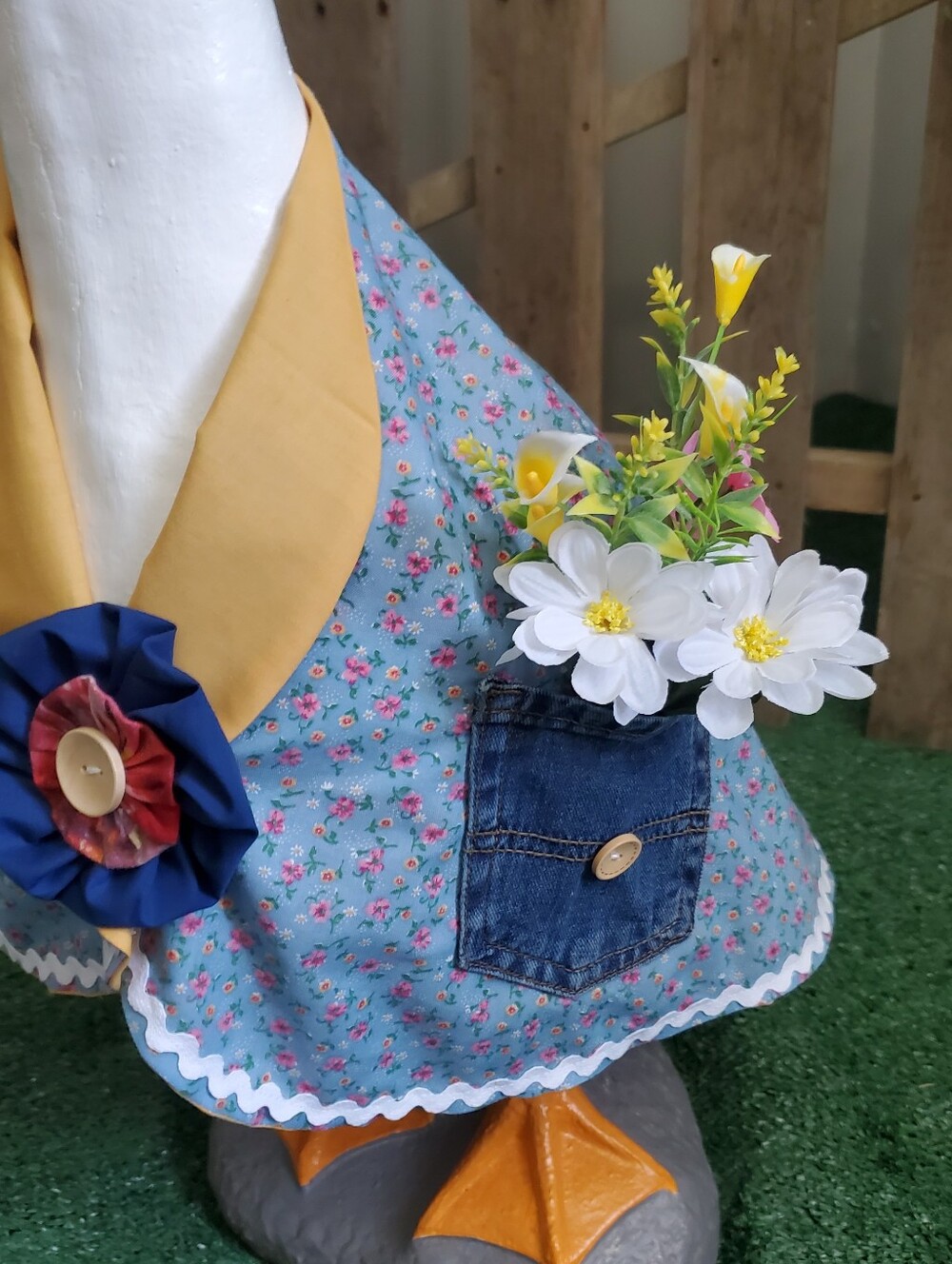 Large Concrete Porch Goose Outfit With Bow - Picture 7 of 13